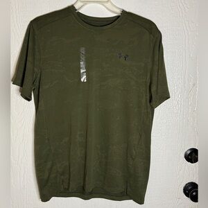 Under Armour Men's Green T-Shirt